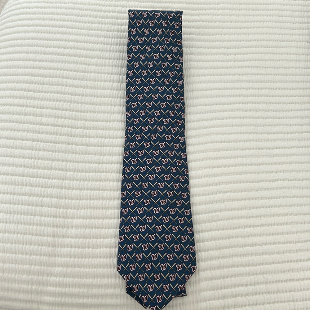 Vineyard Vines Washington Nationals Tie NWT